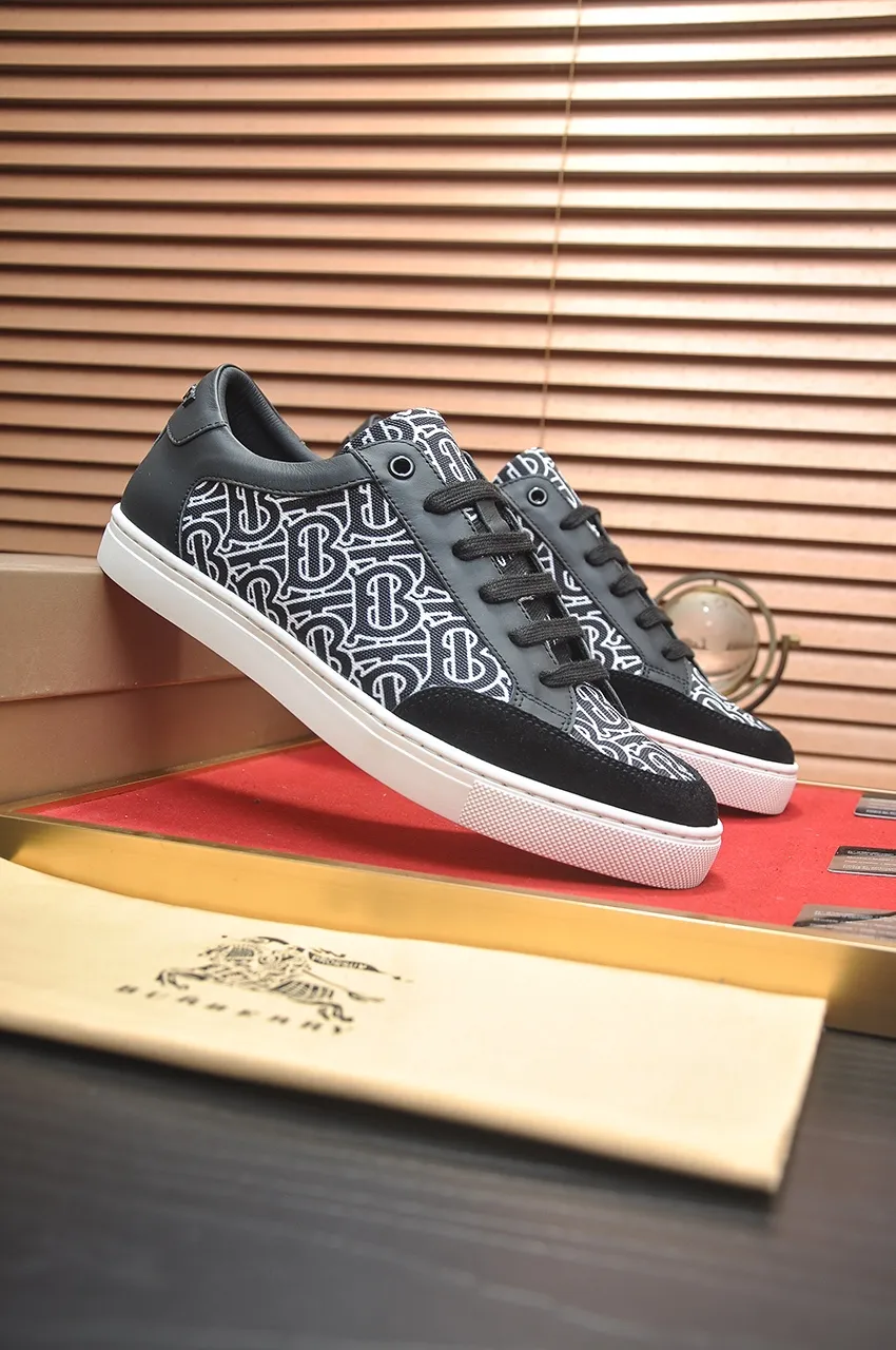 Men's shoes💰480💶[Burberry] (cowhide lining) classic low-top sneakers｜Imported cowhide with classic plaid fabric｜Cow leather lining｜Original outsole｜Fine workmanship and comfortable to wear Size: 38-44 (customized at 45)